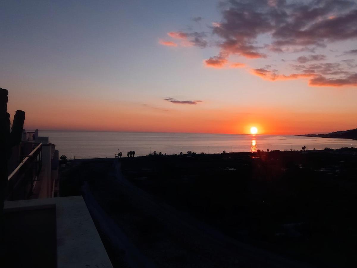 Mirador Penthouse, Centro Y Mar, Atico Grande Apartman Nerja Kültér fotó